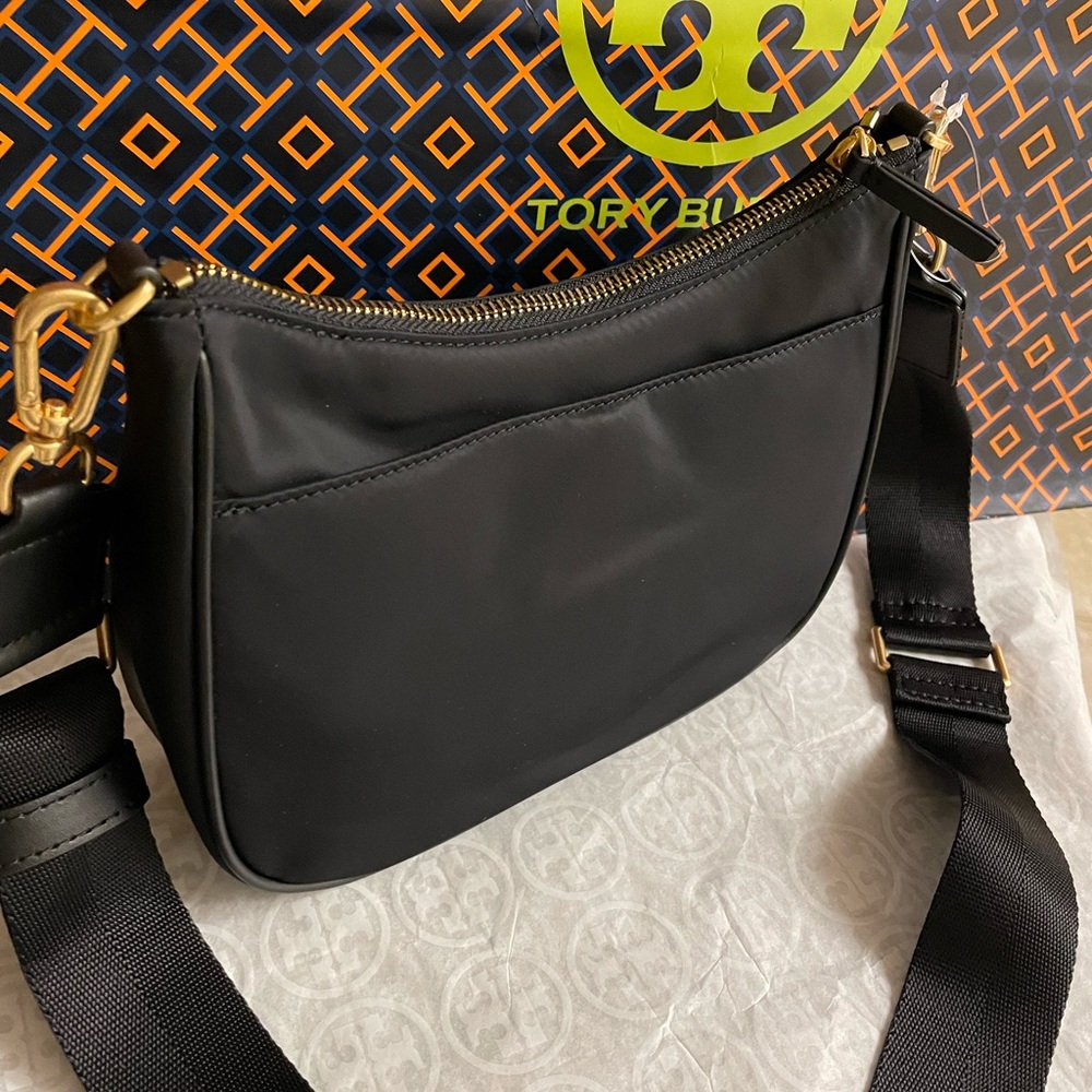 New , Tory Burch nylon crossbody bag - Picture 11 of 16